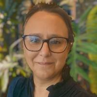 Associate Professor Tracy Morison staff profile picture